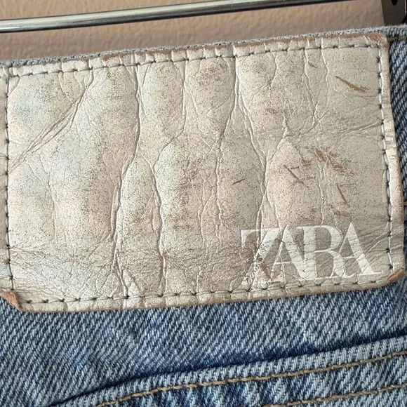 Zara Light Blue Distressed High Waister Straight Leg Jeans - Picture 4 of 5